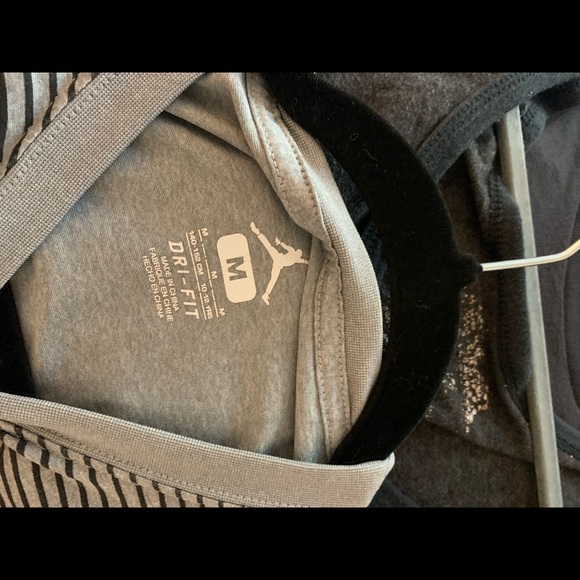 Youth Jordan Dri-fit Tee - M - Picture 3 of 3